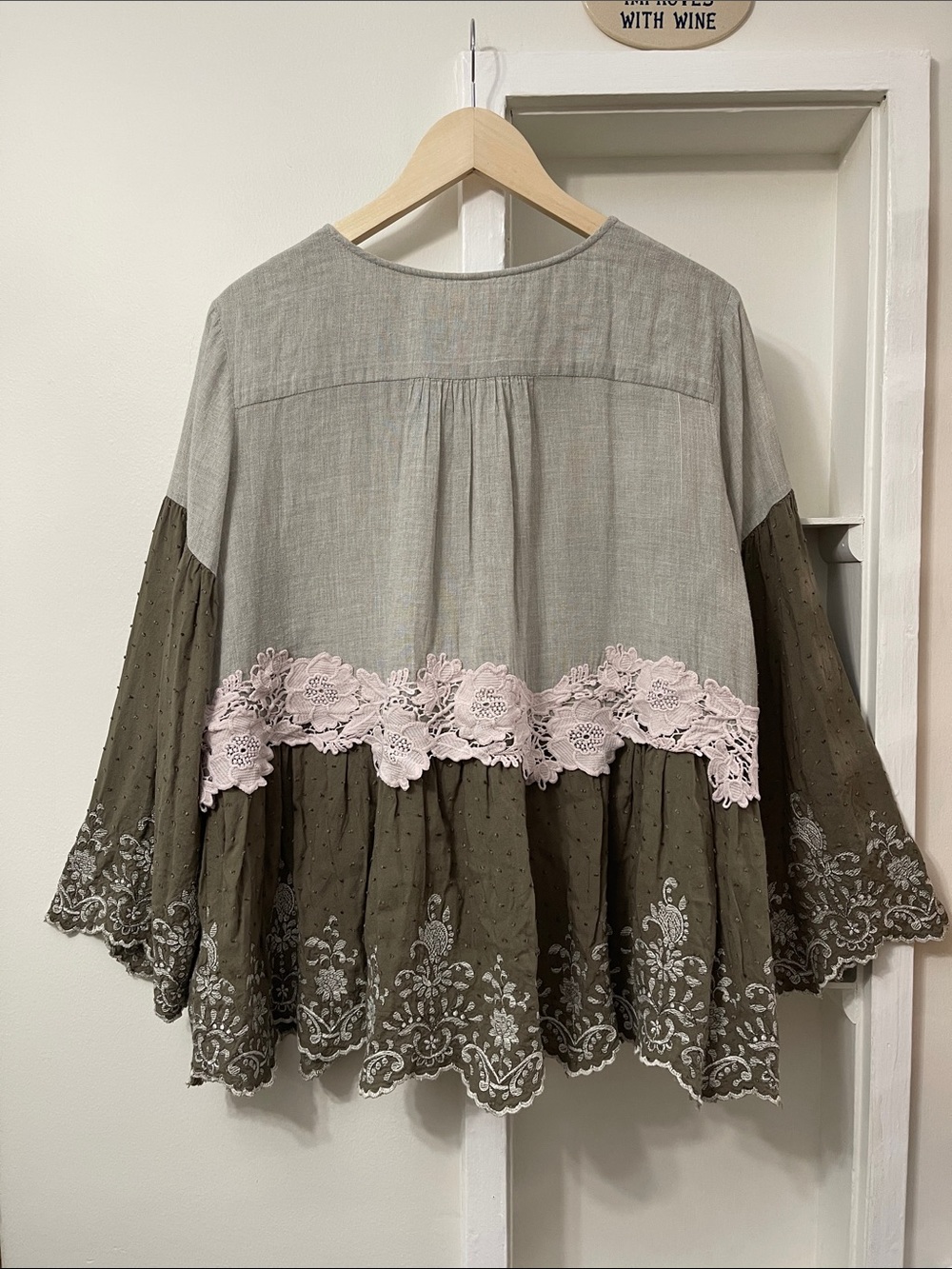 LOGO Lavish Boho Mixed Media Lace Embroidery Tunic Top Gray Olive Green Tiered M - Picture 2 of 16
